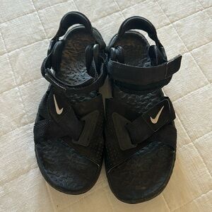 Nike Deschutz Sandals Men’s 7